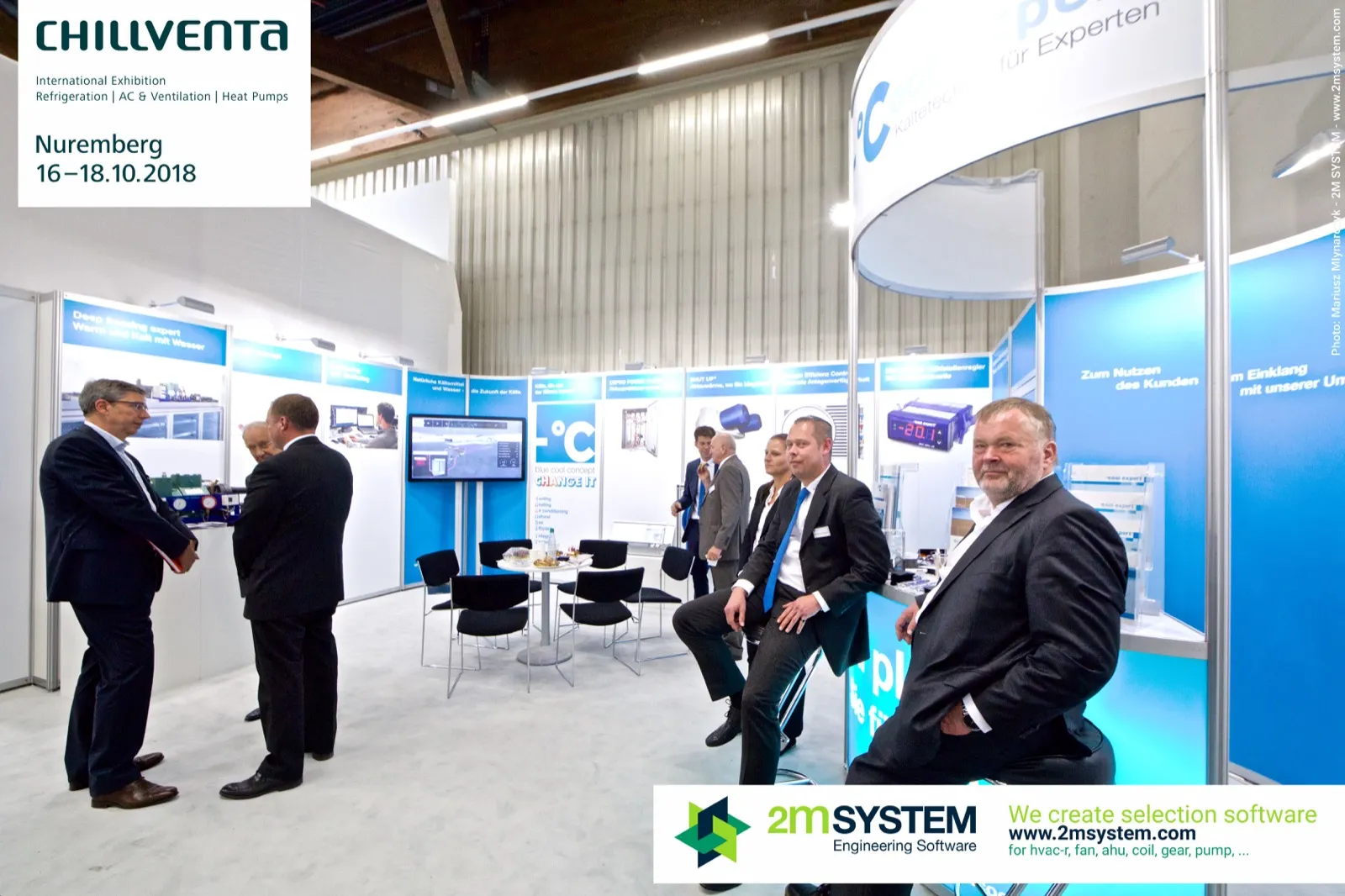 Cool Expert panels: 'blue cool concept – Change it' and a controller display at Chillventa 2018