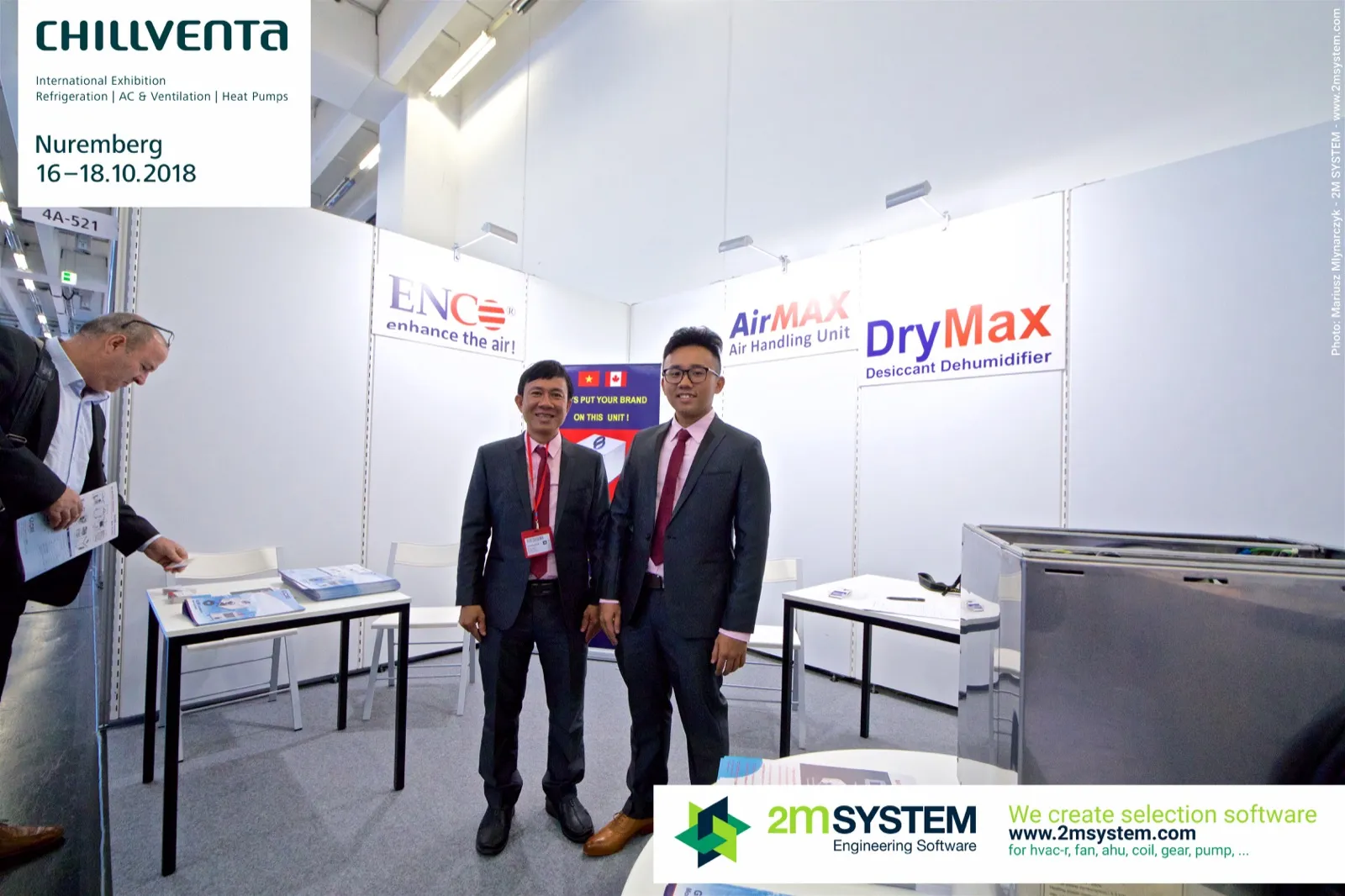 ENCO stand 4A-521 with a stainless unit casing and visitor at Chillventa 2018