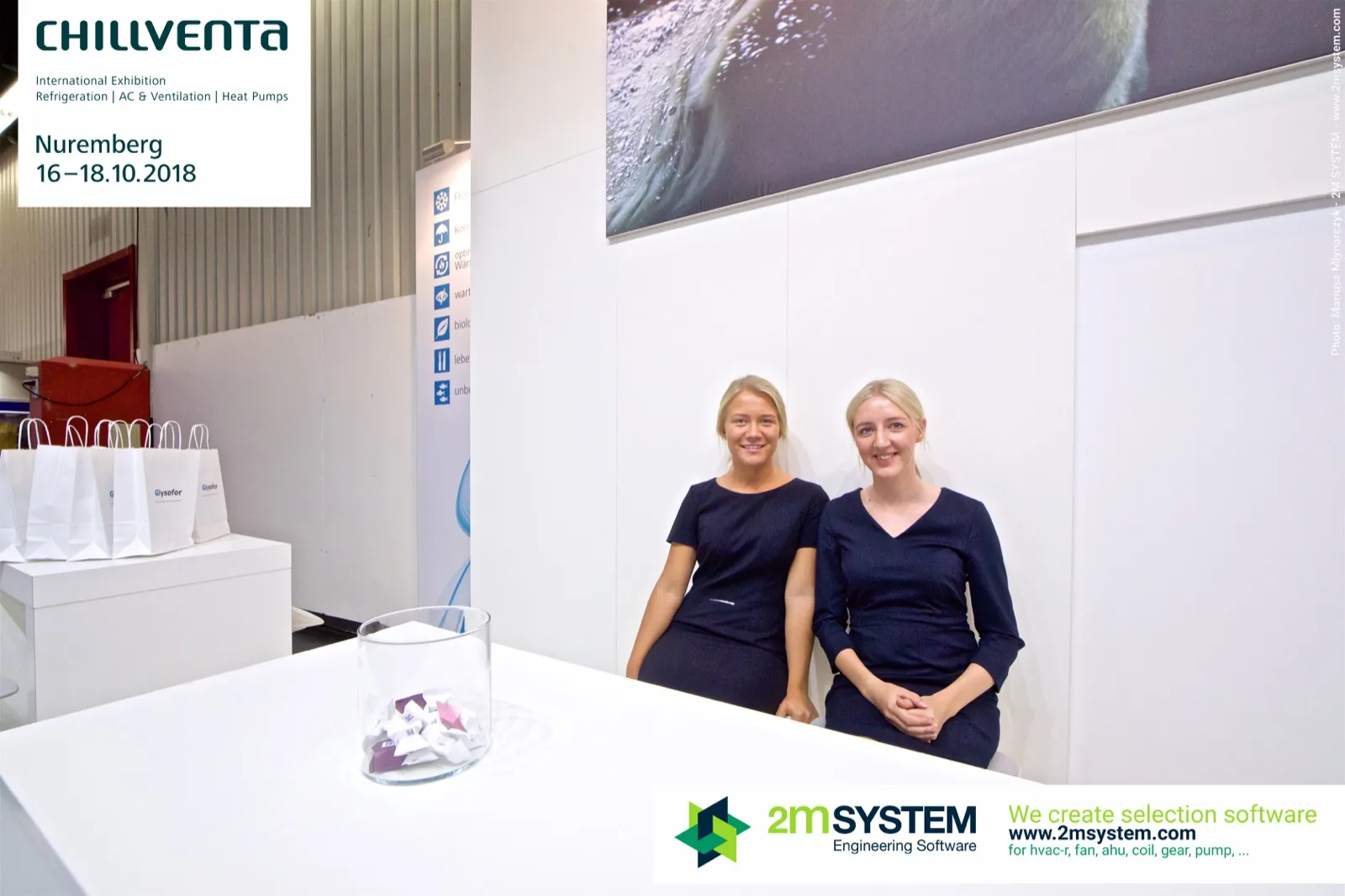Glysofor reception staff behind the white counter at Chillventa 2018