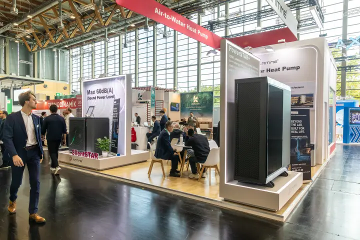 Amitime stand with SilentSTAR and PowerSTAR+ air-to-water heat pumps at Chillventa 2026