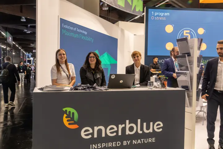 Enerblue "Inspired by Nature" counter with brochure rack and screens