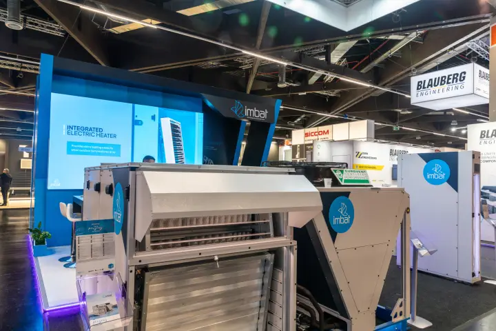 Imbat rooftop unit with louvred intake and filter in front of the stand at Chillventa 2026
