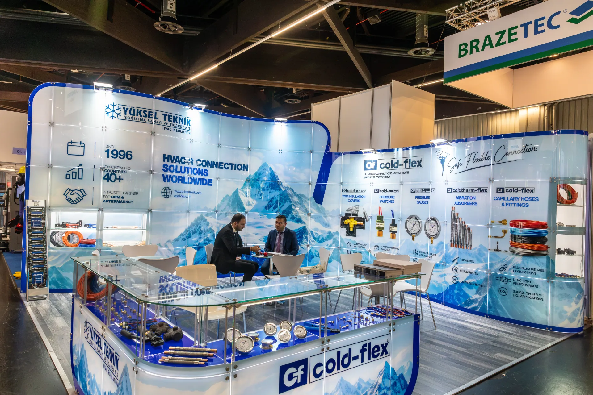 Yüksel Teknik cold-flex stand with capillary hoses, gauges and switches at Chillventa 2026