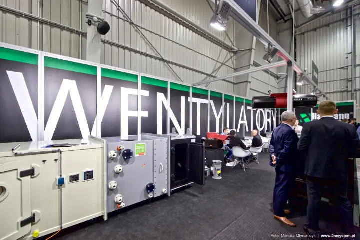 Harmann air handling units with a 2016 product award sticker at Forum Wentylacja 2016