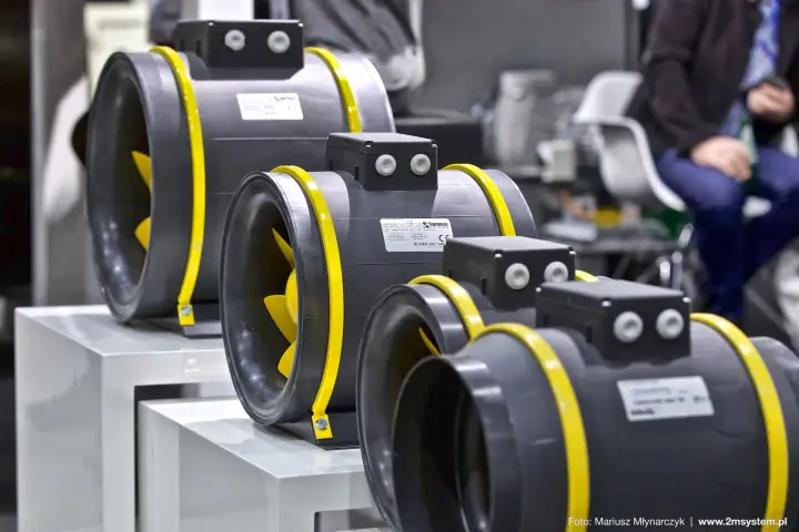 Harmann ML PRO inline duct fans with yellow impellers at Forum Wentylacja 2016