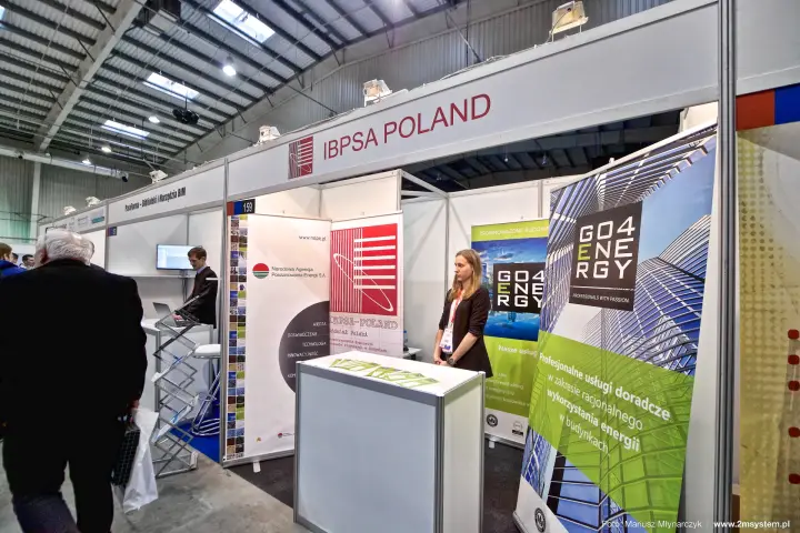 IBPSA Poland stand 159 with Go4Energy energy consulting roll-ups at Forum Wentylacja 2016