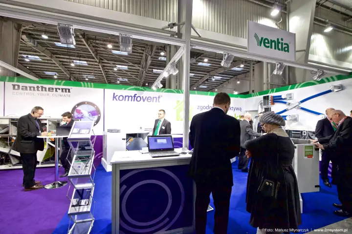 Komfovent and Dantherm units on the Ventia stand with flexible duct display