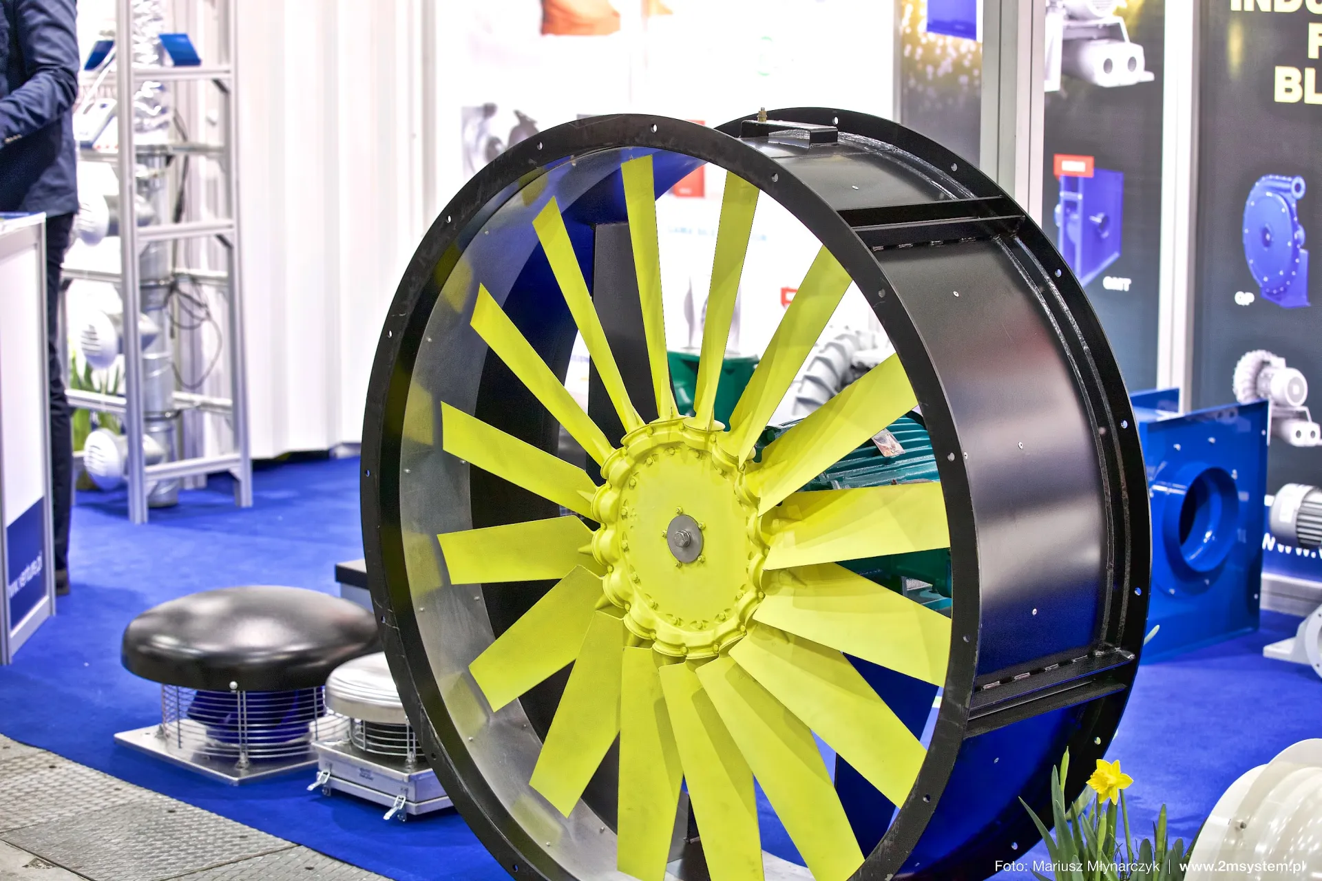 Large axial fan with yellow blades on the Venture Industries stand at Forum Wentylacja 2016
