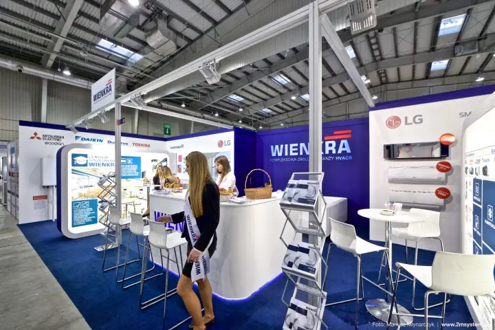 LG wall-mounted split units on the Wienkra stand at Forum Wentylacja 2016
