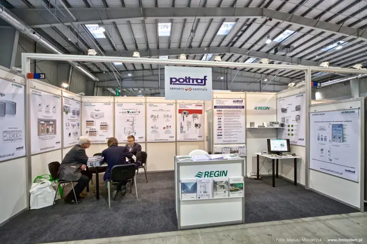 Poltraf stand with Regin room controllers and BMS panels at Forum Wentylacja 2016