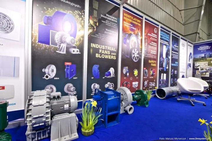 Side channel blowers and centrifugal fans in front of Venture banners