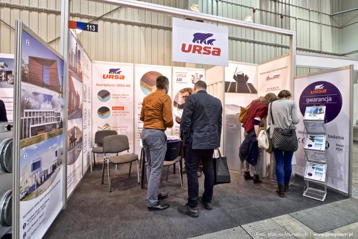 URSA stand presenting the URSA AIR duct board range at Forum Wentylacja 2016