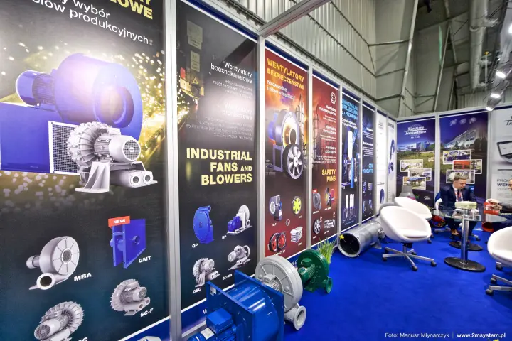 Venture Industries fan banners leading to meeting tables