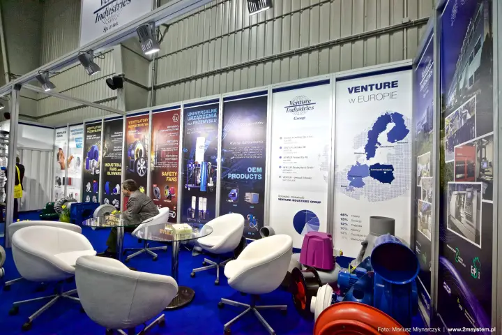 Venture Industries lounge with product banners and Venture w Europie map at Forum Wentylacja 2016