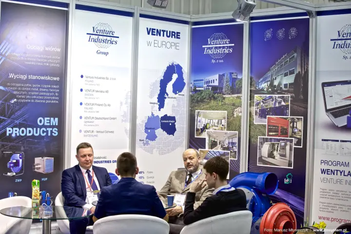 Venture Industries stand with 'Venture w Europie' map and meeting table at Forum Wentylacja 2016