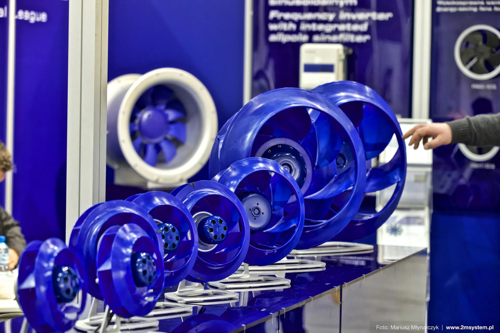 Ziehl-Abegg impeller sizes in front of frequency inverter panel at Forum Wentylacja 2016