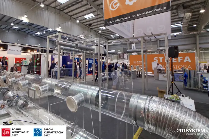 B&L International duct rig with flexible connection and hall beyond at Forum Wentylacja 2017