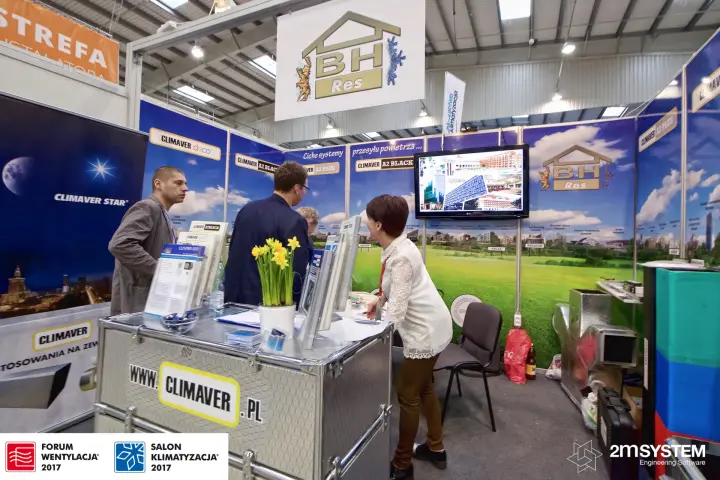 BH-Res stand with Climaver Star banner, project screen and duct samples