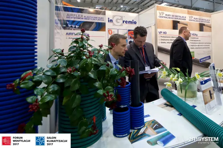 Blue and green corrugated ducts used as planters at inGremio at Forum Wentylacja 2017