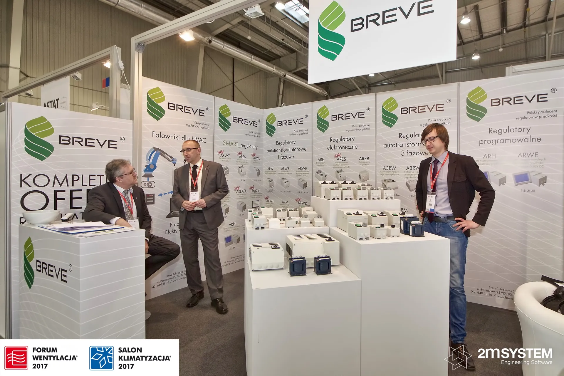 Breve stand with fan speed controllers on white plinths at Forum Wentylacja 2017
