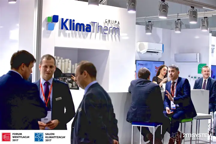 Busy Klima-Therm stand with coffee bar and split units