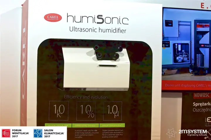 Carel humiSonic ultrasonic humidifier presented on a display panel at Forum Wentylacja 2017