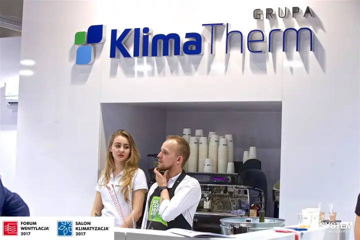 Coffee bar under the Grupa KlimaTherm logo at Forum Wentylacja 2017