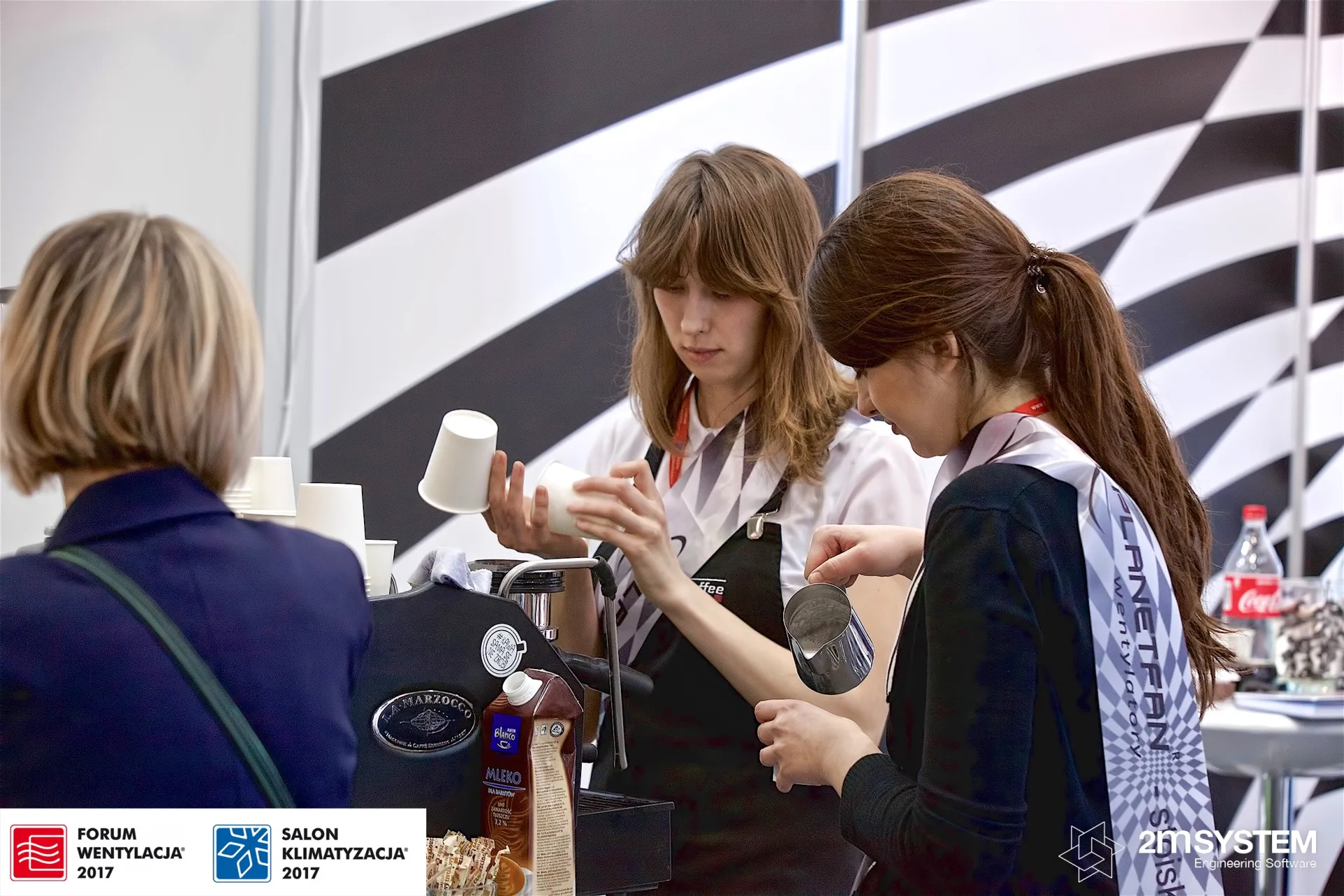 Coffee being prepared at the Planetfan stand espresso bar at Forum Wentylacja 2017