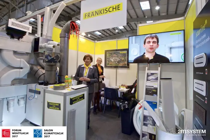Fränkische duct distribution mock-up and 'Haustechnik vom Spezialisten' counters