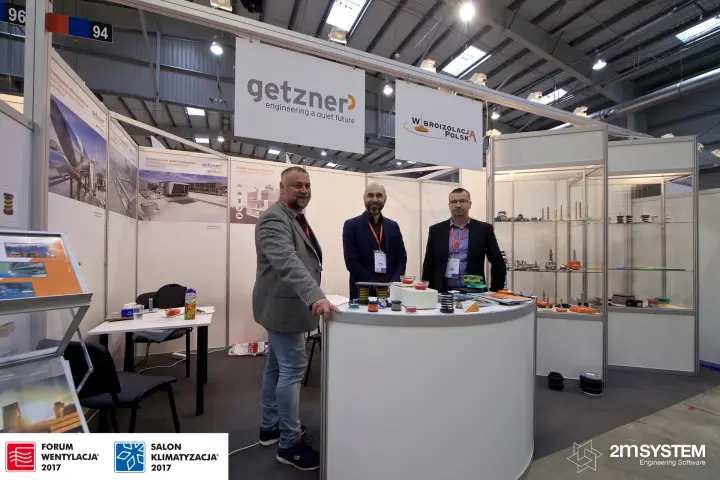 Getzner and Wibroizolacja Polska team at their stand counter at Forum Wentylacja 2017