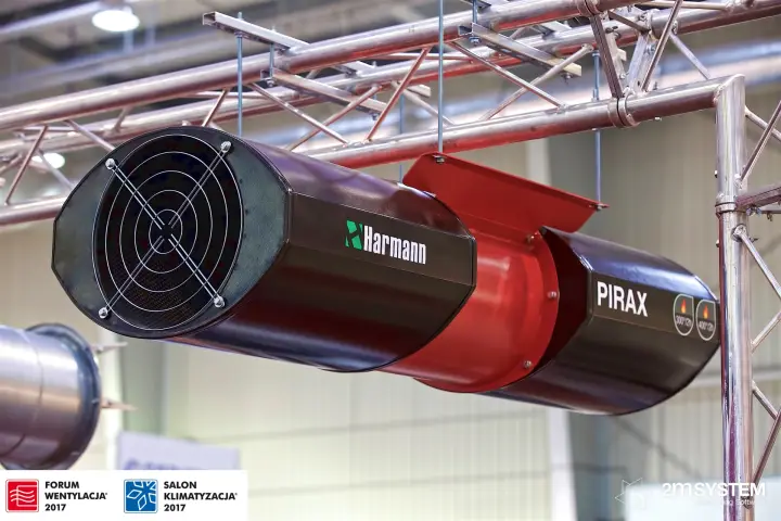 Harmann PIRAX jet fan suspended from an aluminium truss at Forum Wentylacja 2017