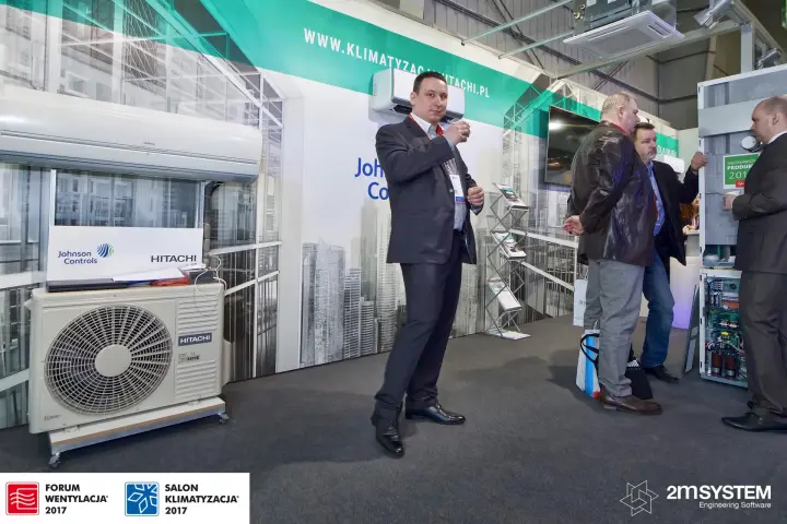 Hitachi split outdoor and wall-mounted indoor units on display at Forum Wentylacja 2017