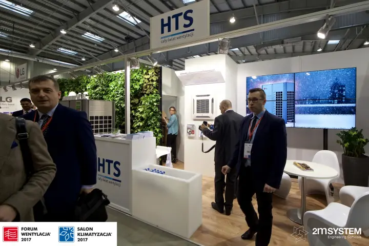 HTS stand with LG cassette units, green wall and video screens at Forum Wentylacja 2017