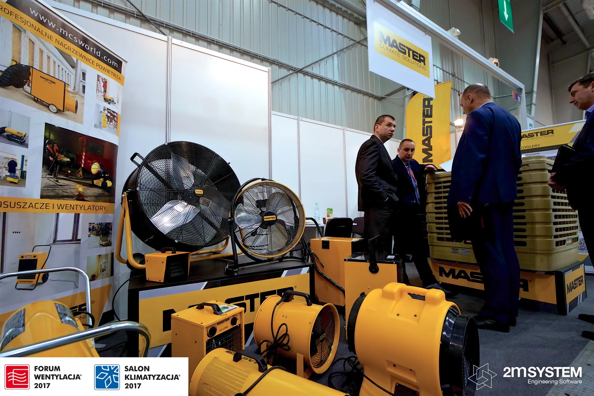 Master drum fans, heaters and blowers on a yellow display at Forum Wentylacja 2017