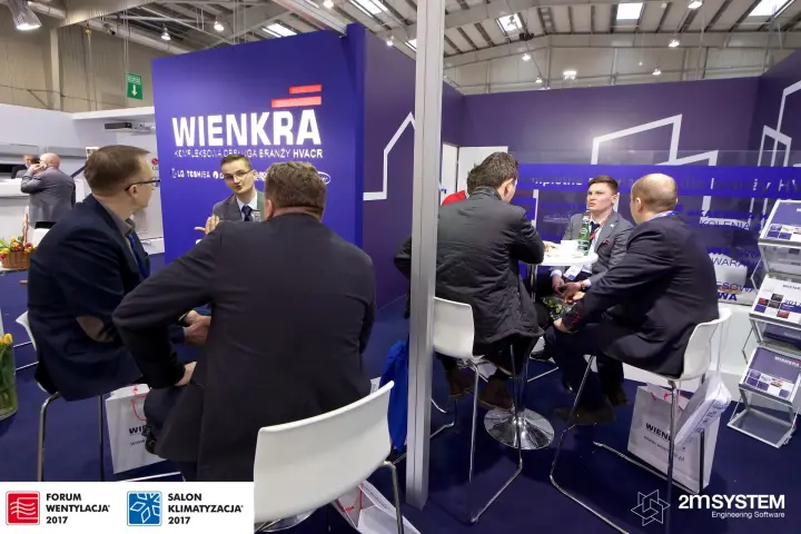 Meeting tables at the Wienkra stand under its HVACR slogan at Forum Wentylacja 2017