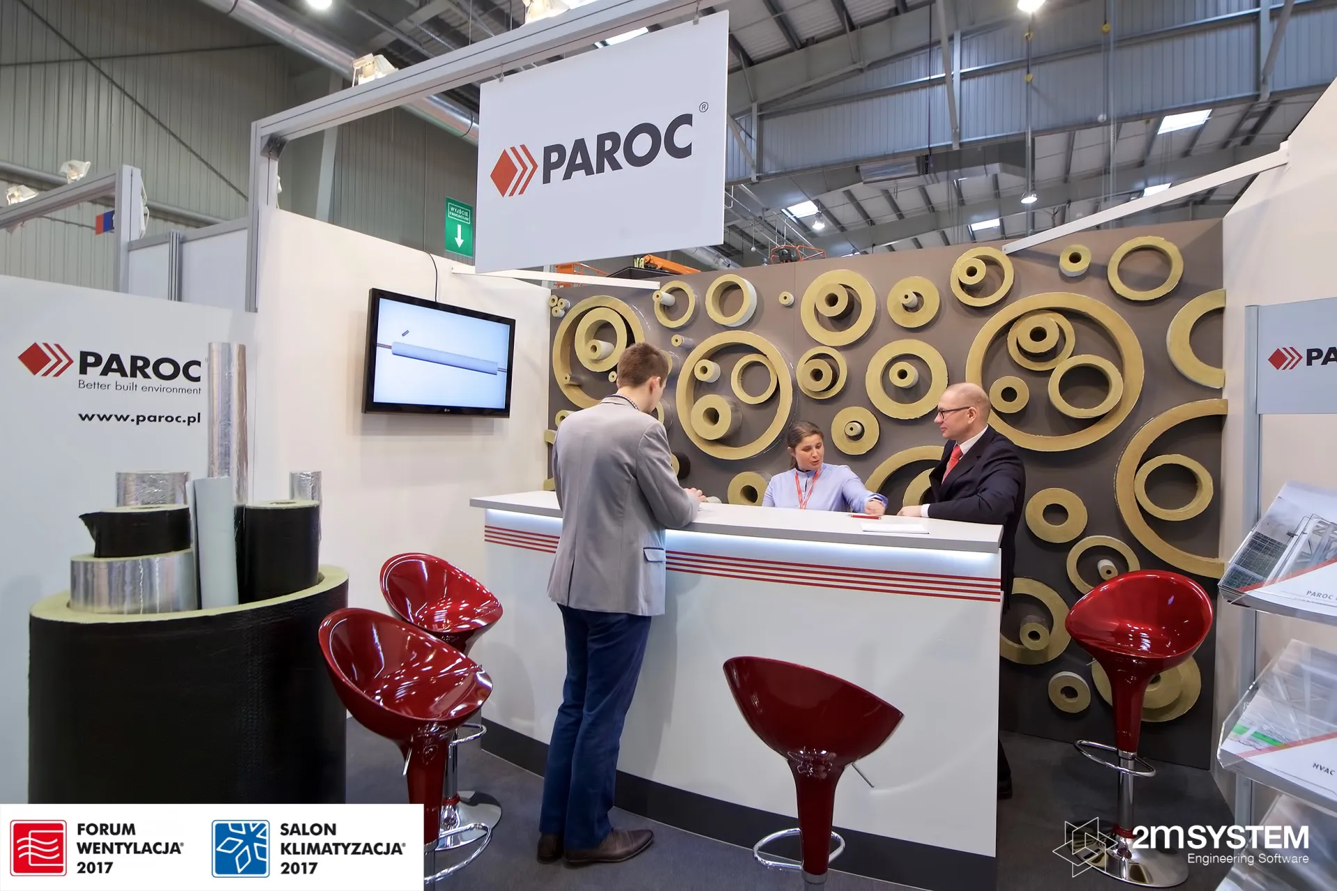 Paroc stand with mineral wool pipe sections and reception counter at Forum Wentylacja 2017