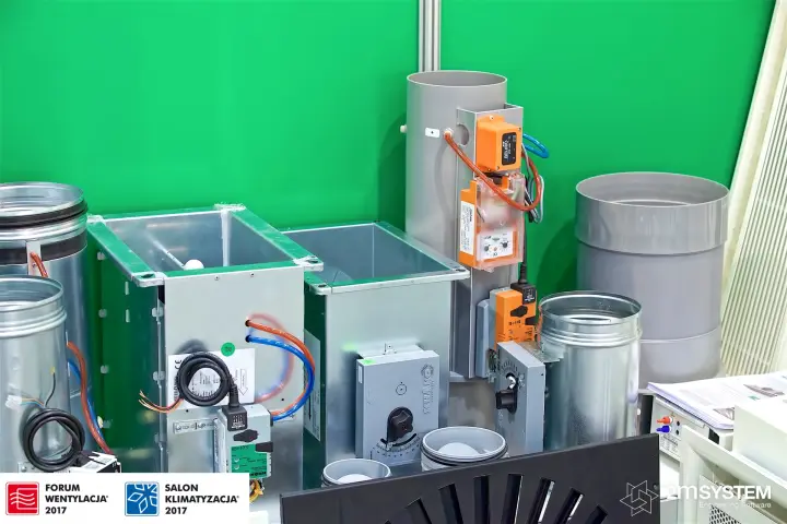 Schako air flow control units with orange Belimo actuators at Forum Wentylacja 2017
