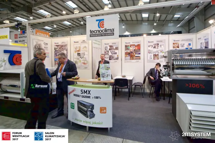 Tecnoclima stand frontage with opened heater units and the SMX counter at Forum Wentylacja 2017