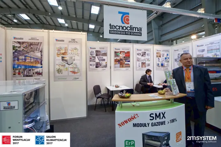 Tecnoclima stand with SMX gas modules counter and application posters at Forum Wentylacja 2017