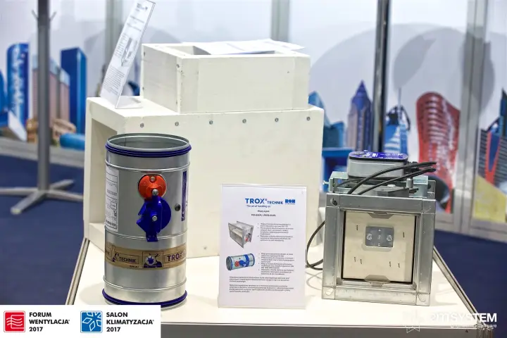 Trox Technik round and rectangular fire dampers on a display plinth at Forum Wentylacja 2017