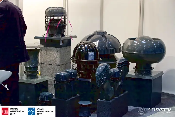 Uniwersal roof fans, hybrid ventilators and chimney cowls on plinths at Forum Wentylacja 2017