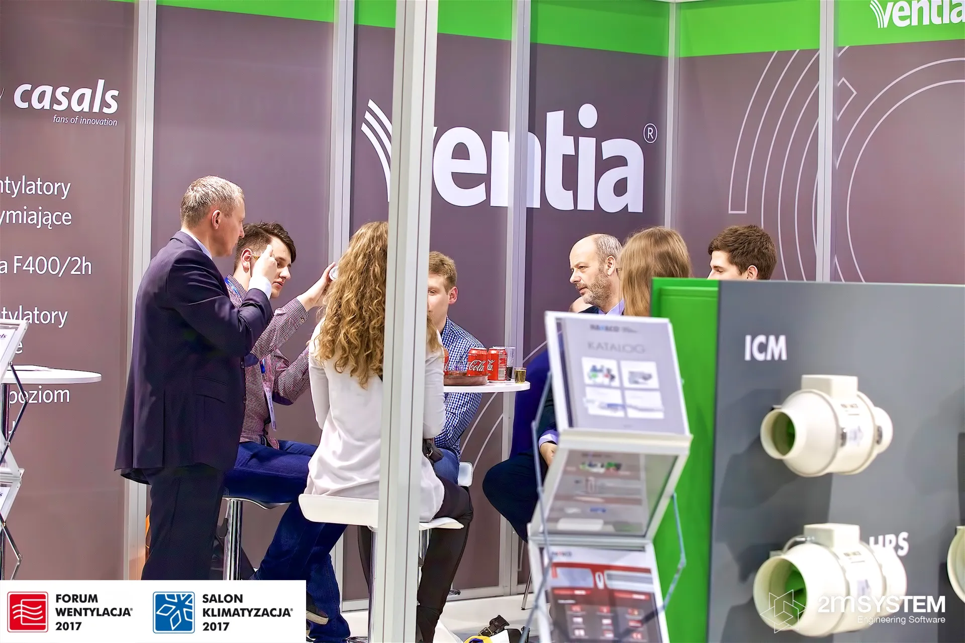 Ventia meeting area with Casals panel and ICM fan display at Forum Wentylacja 2017