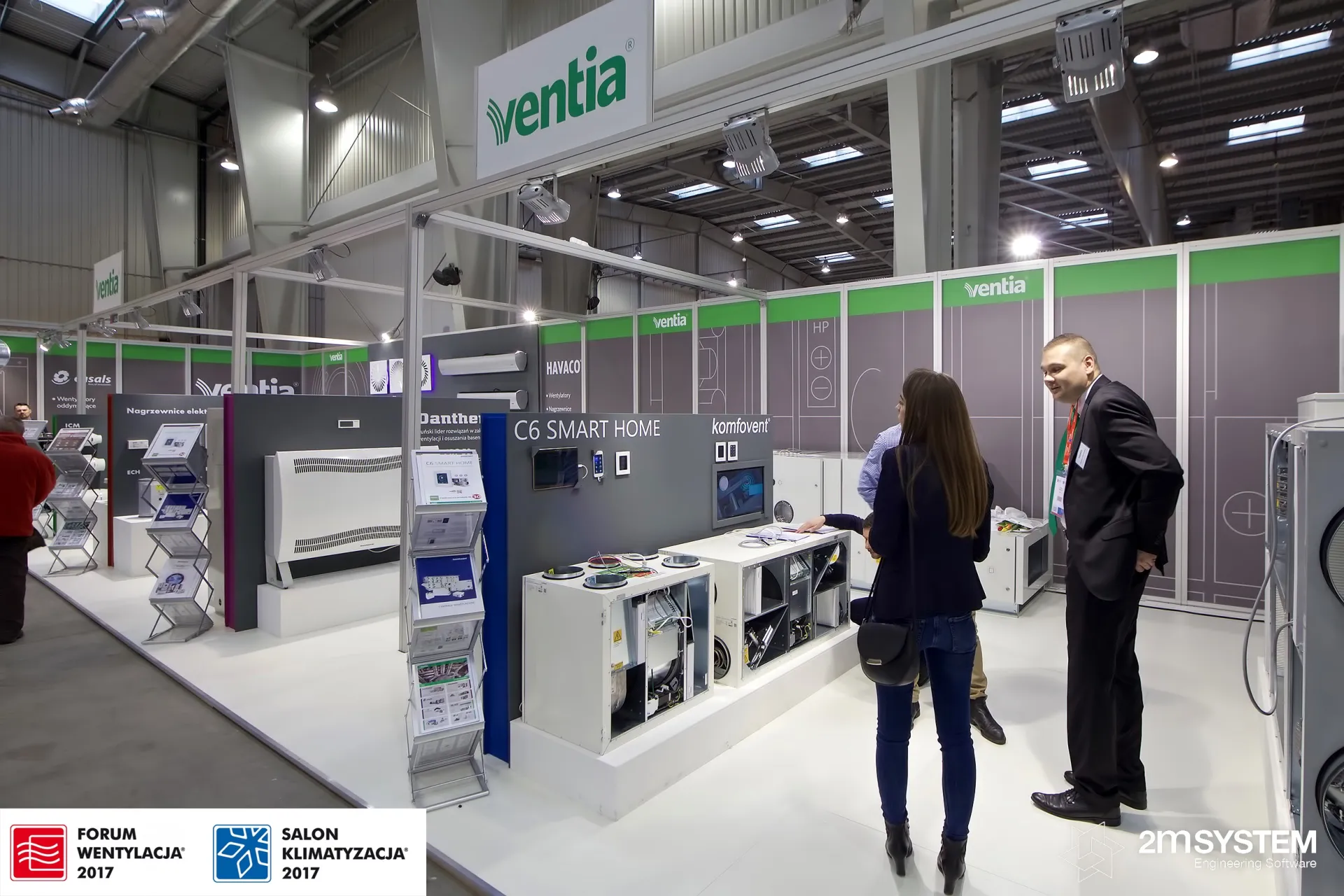 Ventia stand with open Komfovent units and C6 Smart Home controls at Forum Wentylacja 2017