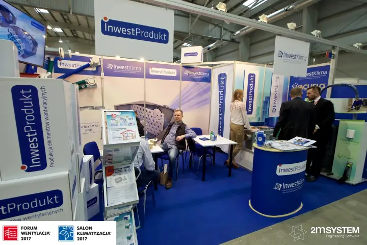 Wide-angle view of the Inwest Produkt meeting area and counter at Forum Wentylacja 2017