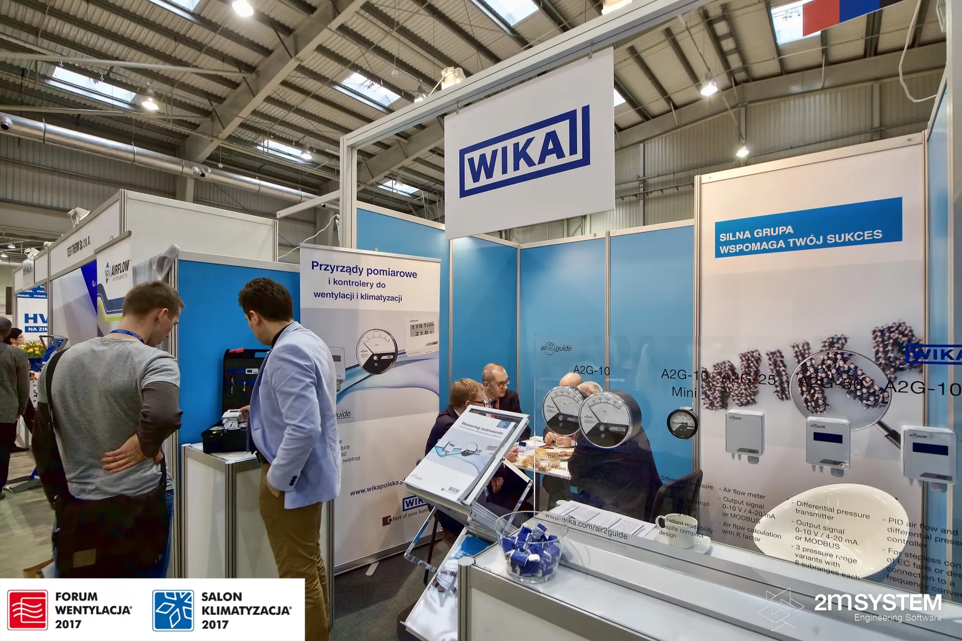 WIKA stand with air2guide differential pressure gauges and transmitters at Forum Wentylacja 2017