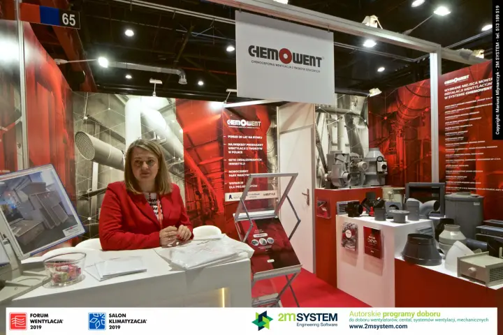 Chemowent counter with catalogue stand and plastic duct fittings at Forum Wentylacja 2019
