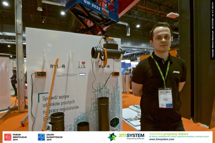 Closer view of SMAY regulator test board with airflow readouts at Forum Wentylacja 2019