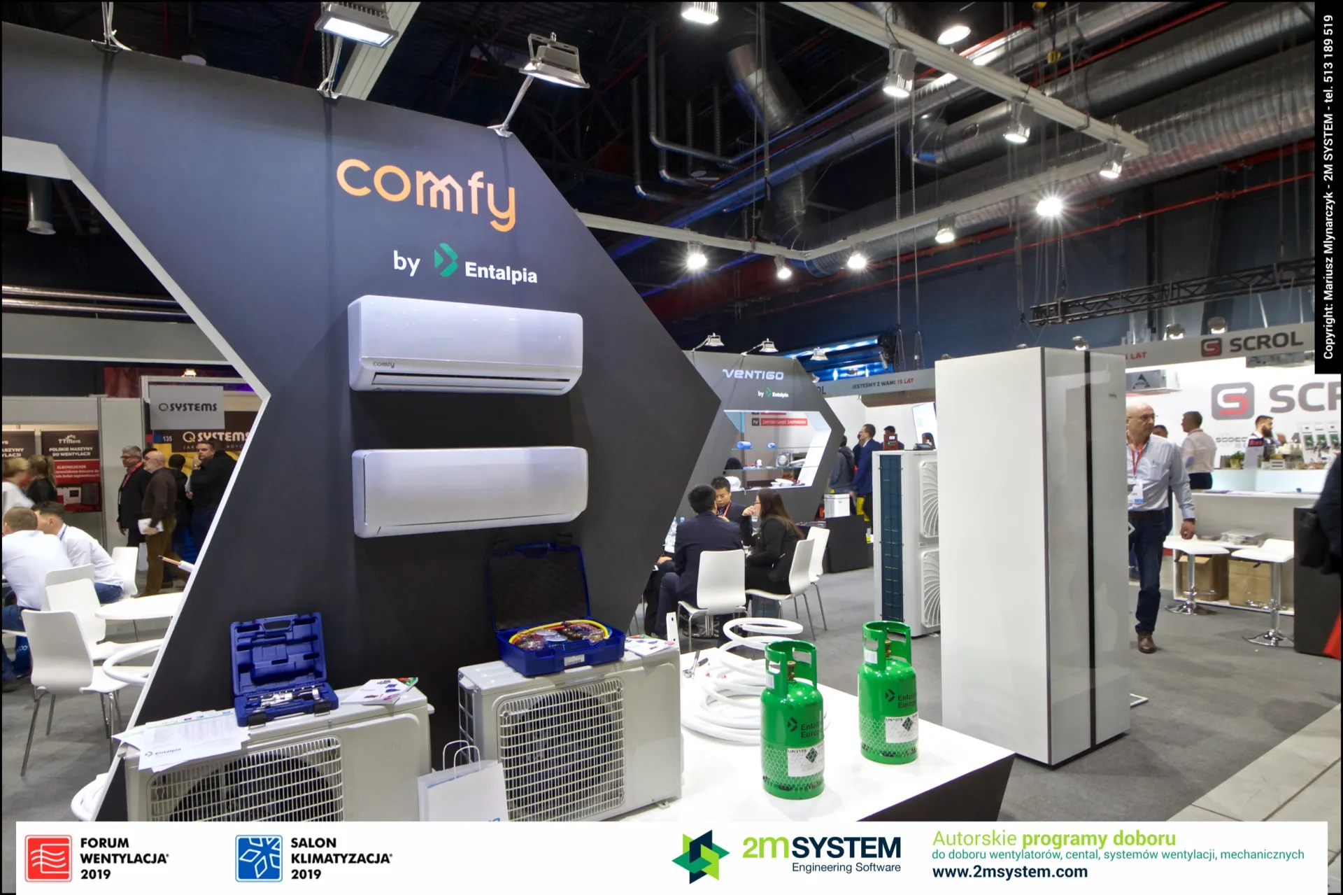 Comfy splits, outdoor units and refrigerant cylinders at Entalpia at Forum Wentylacja 2019