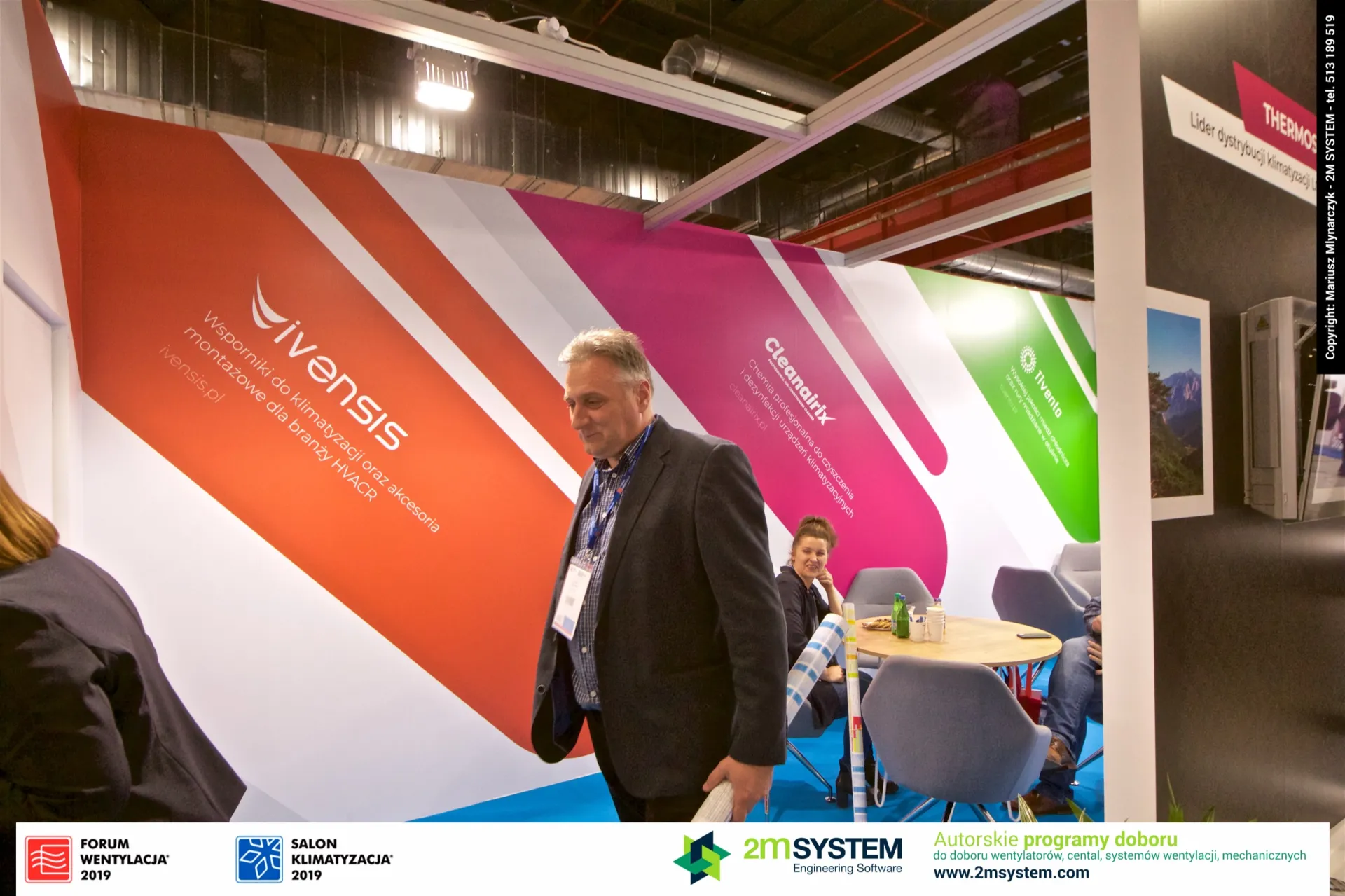 Ivensis, Cleanairix and Tivento wall graphics on the Thermosilesia stand at Forum Wentylacja 2019