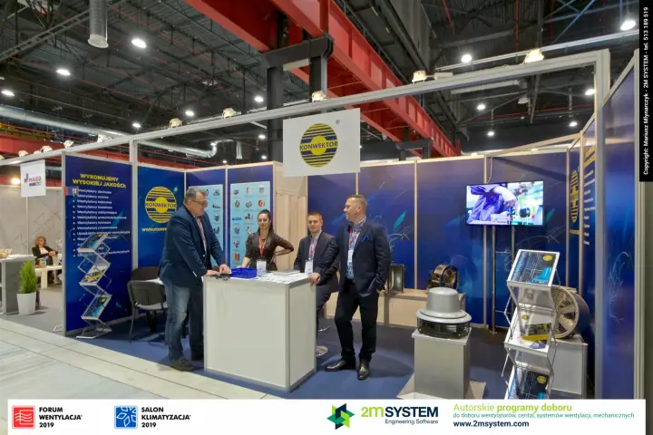 Konwektor stand with roof fan and guarded fan on display at Forum Wentylacja 2019